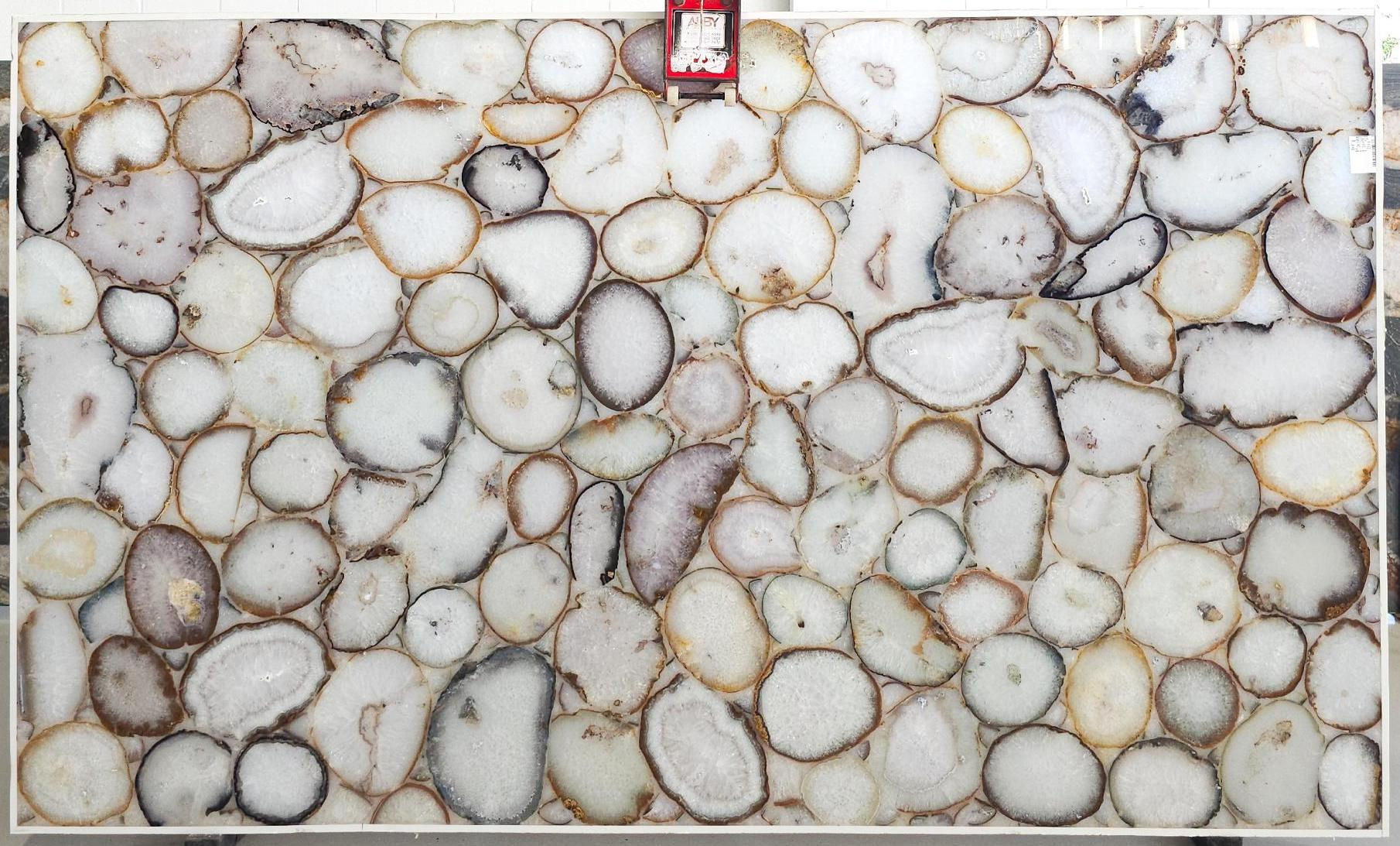 Agate White 1 | Semi-precious Stone