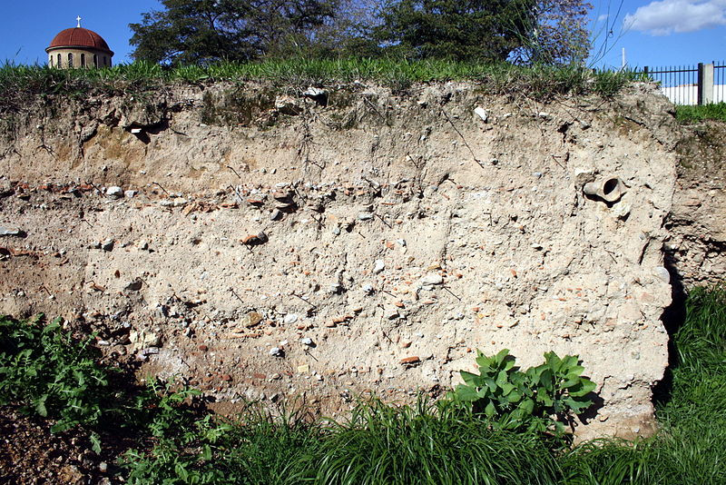 A nicely neat stratigraphy at the edge of the excavation area in the Kerameikos Cemetery (Athens). Picture by Giovanni Dall'Orto, November 12 2009.