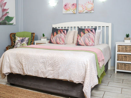 Family Room Comfort, Perfect for a Weekend Away!