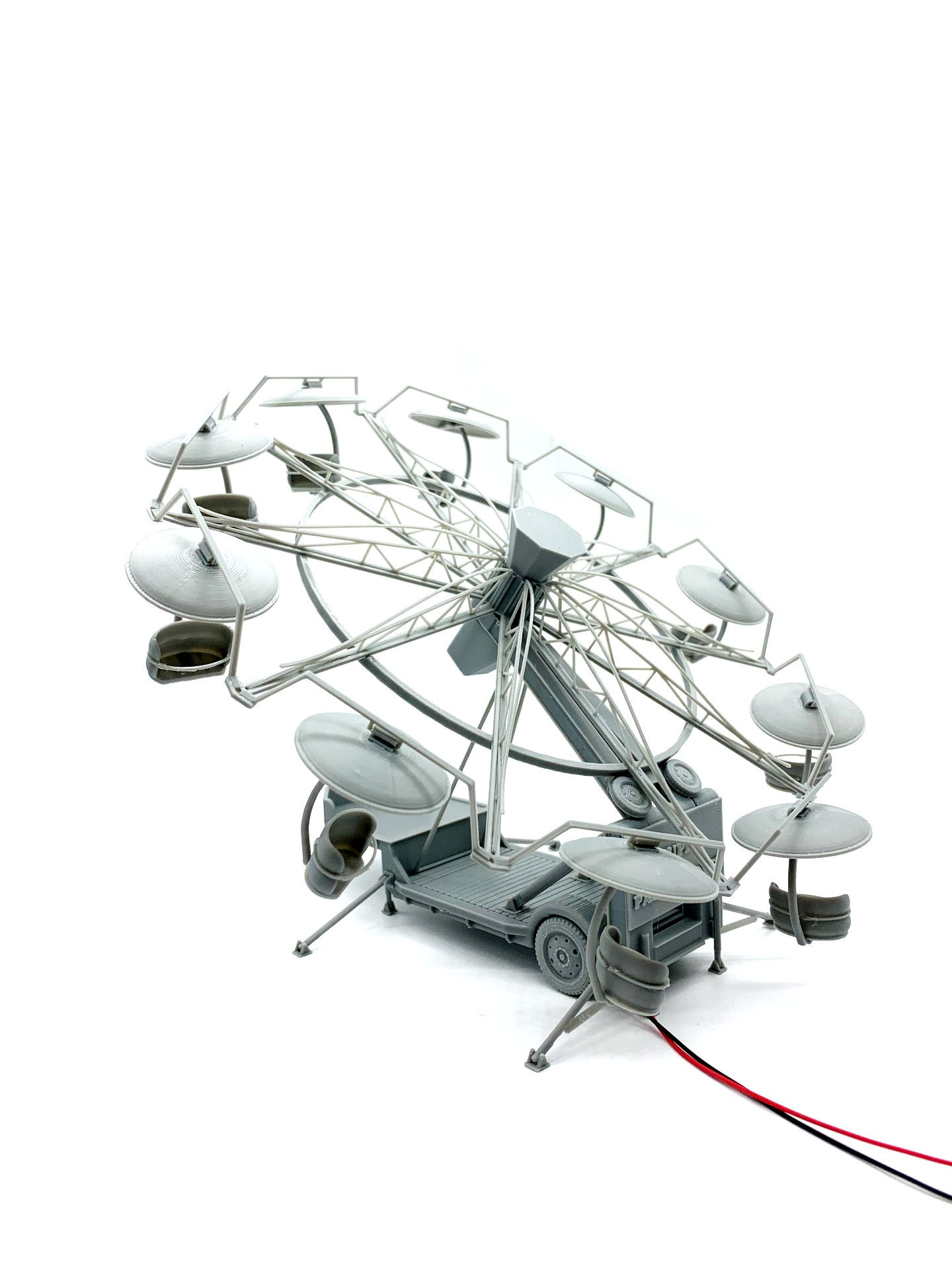 1:50 Scale Motorised Vintage Fairground Super Paratrooper Ride