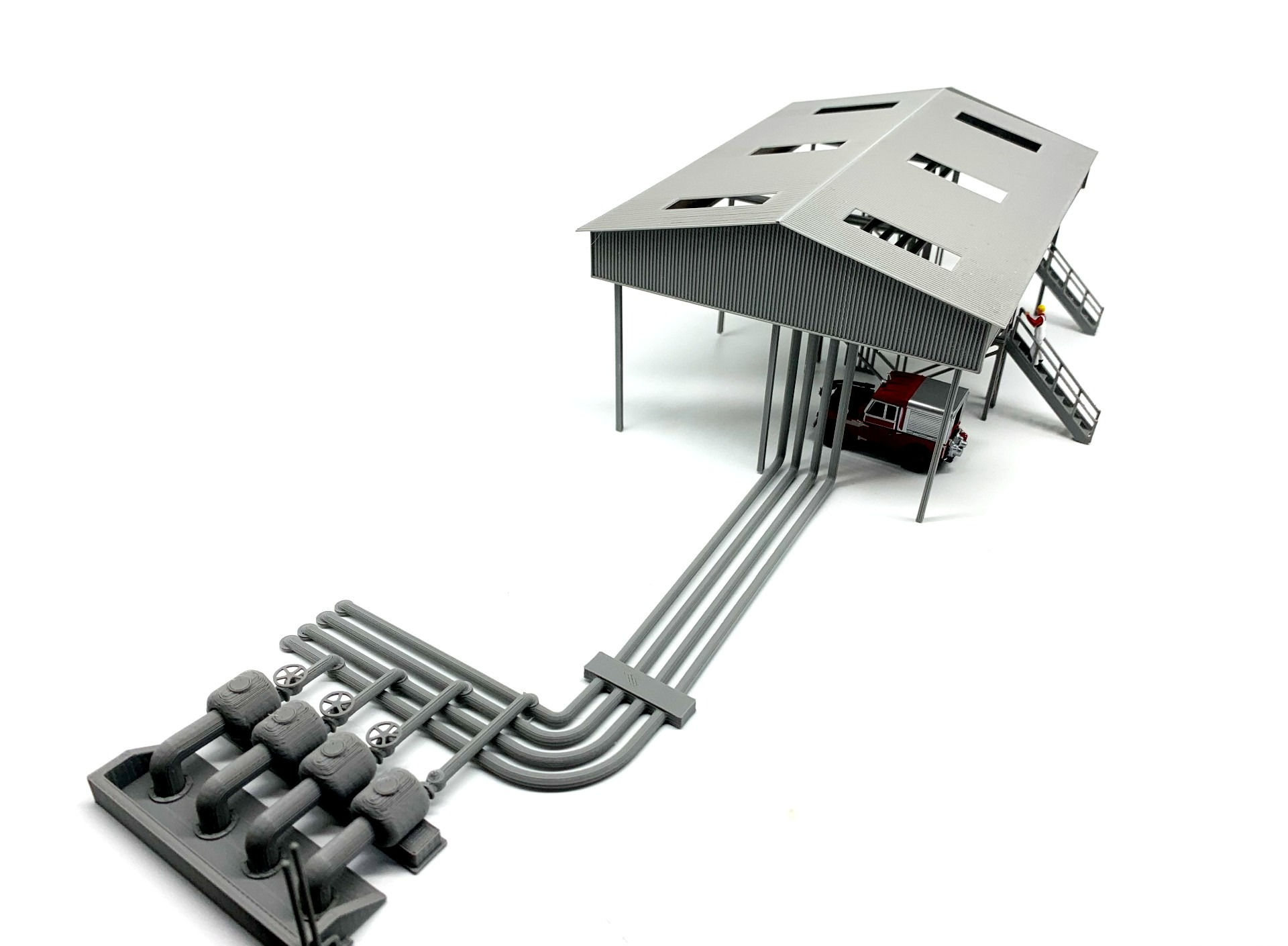 OO Covered Fuel Depot Gantry Filling Station