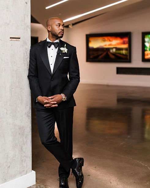 DAVID E. WHITE CUSTOM SUITS
