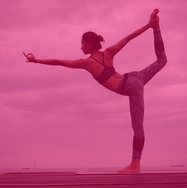 Professional trainer yoga_edited.jpg