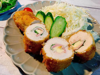 みつせ鶏のチキンロールカツ