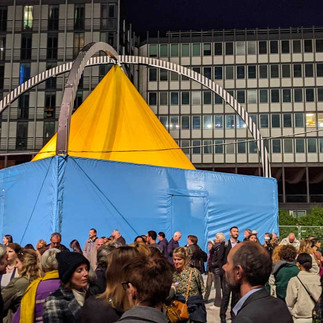 burencirque, spectacle buren, cirque buren, spectacle cirque, spectacle acrobatie, institut du monde arabe, arts vivants, spectacle paris, à faire à paris, top expo, choisir expo, expo paris, que visiter à paris, oeuvre d art, musée paris, ouverture musée, expositions musées, la culture by rogers, byrogers, roger culture, culture des rogers, culture ludique, culture récréative, la culture qu'on comprend, culture simple