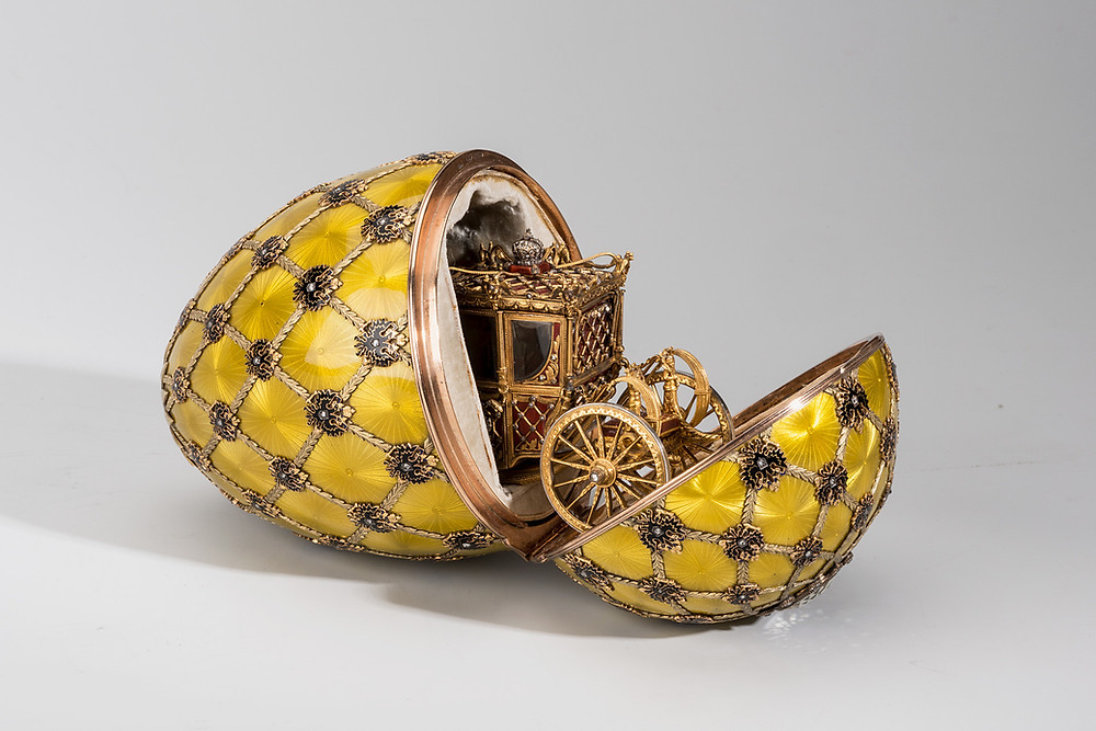 Photo Oeuf de fabergé, secret d histoire, personnages historiques, les secrets de l histoire, anecdote historique, anecdote insolite, anecdote amusante, biographie, apprendre en s'amusant, briller en société, l'histoire pour les nuls, balade historique, promenade dans les pas de l'histoire