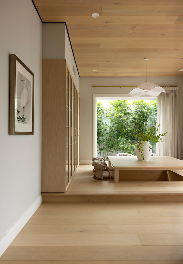 Holland Park 2 LR.jpg