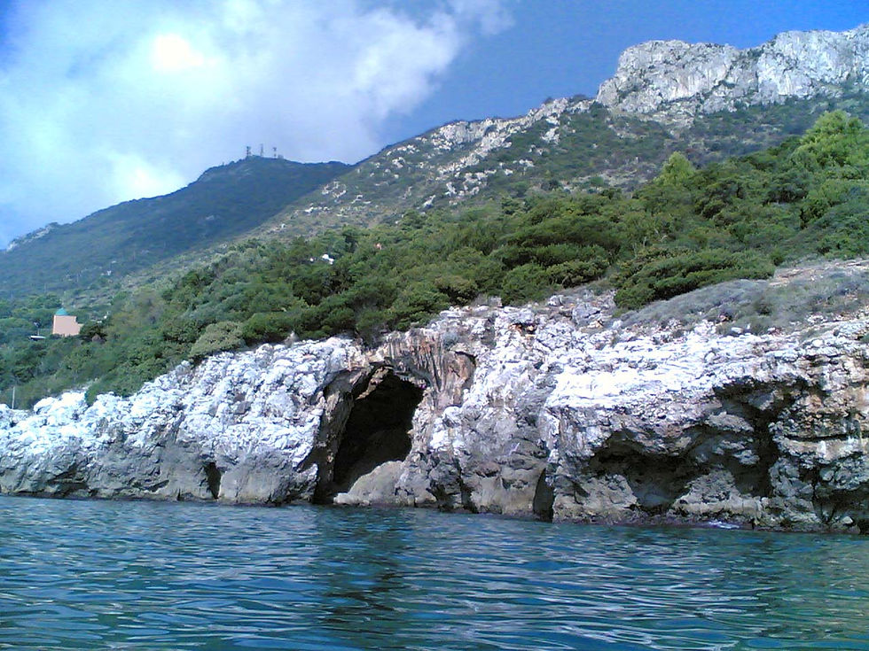 2 - le grotte marine