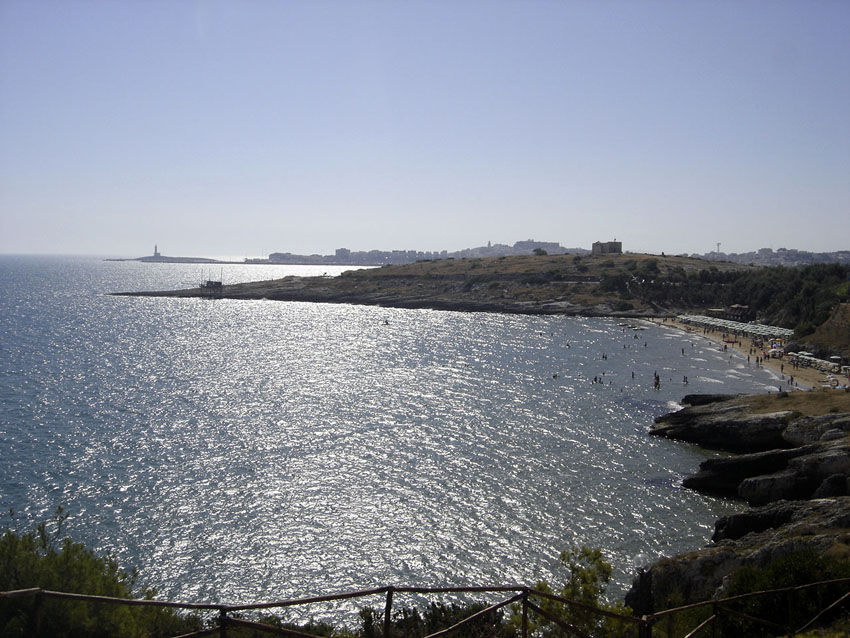 Baia S. Lorenzo e Vieste