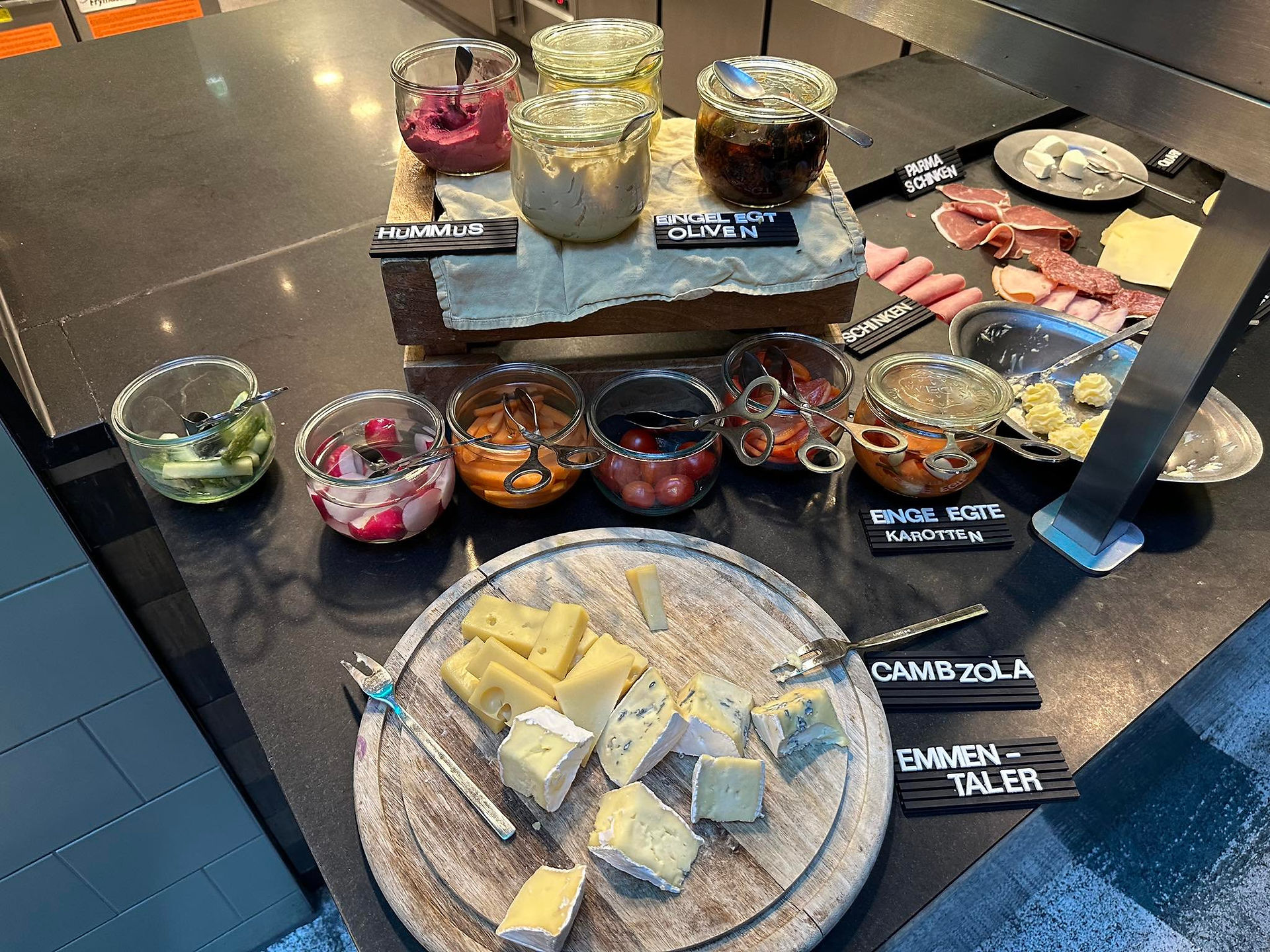 NENI restaurant in Munich