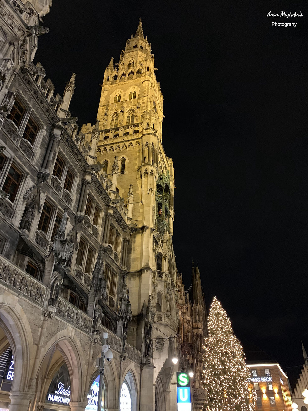 Christmas Market at Marienplatz, Munich