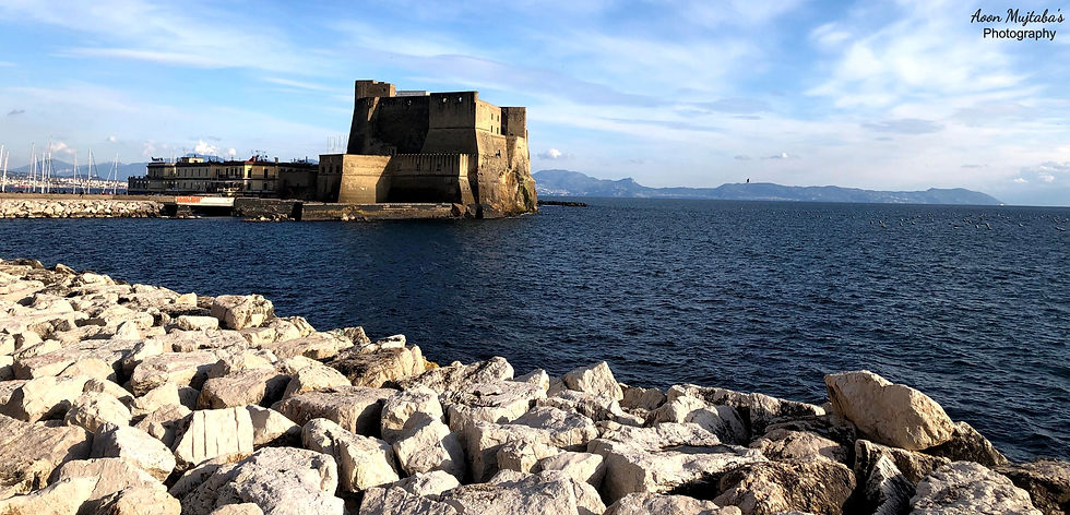 Castel dell'ovo, Naples