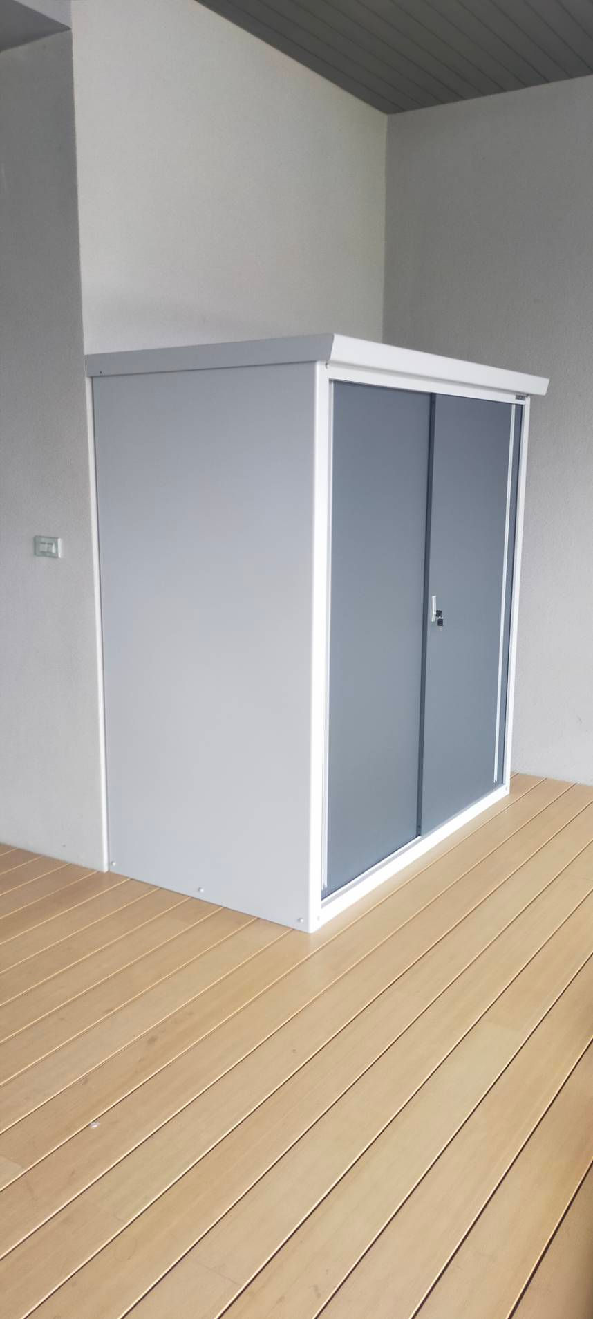 ภาพขนาดย่อ: Nomi ตู้เหล็กเก็บของกลางแจ้ง Daiken, Japan DM-GY179