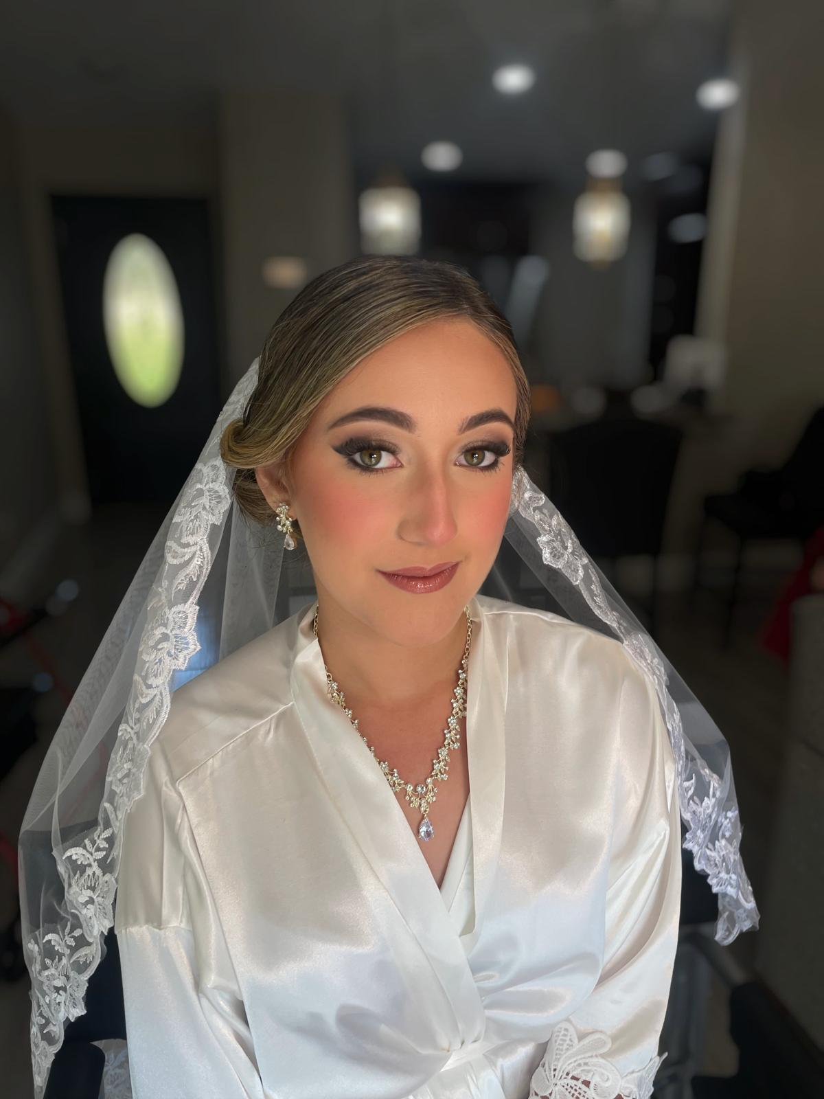 BRIDAL GLAM PROFILE PICTURE.jpg