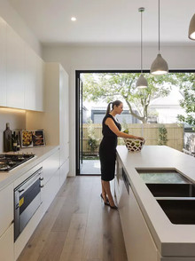 Laneway House