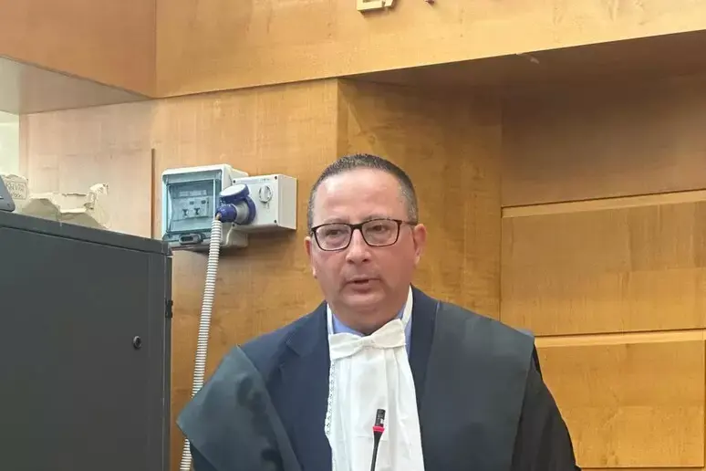 Lamezia Terme, Elio Romano si insedia alla guida della Procura: “Priorità ai reati contro il territorio e la PA”