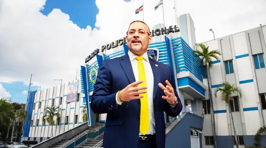Senador de La Romana cuestiona reforma policial por continuas violaciones a derechos ciudadanos