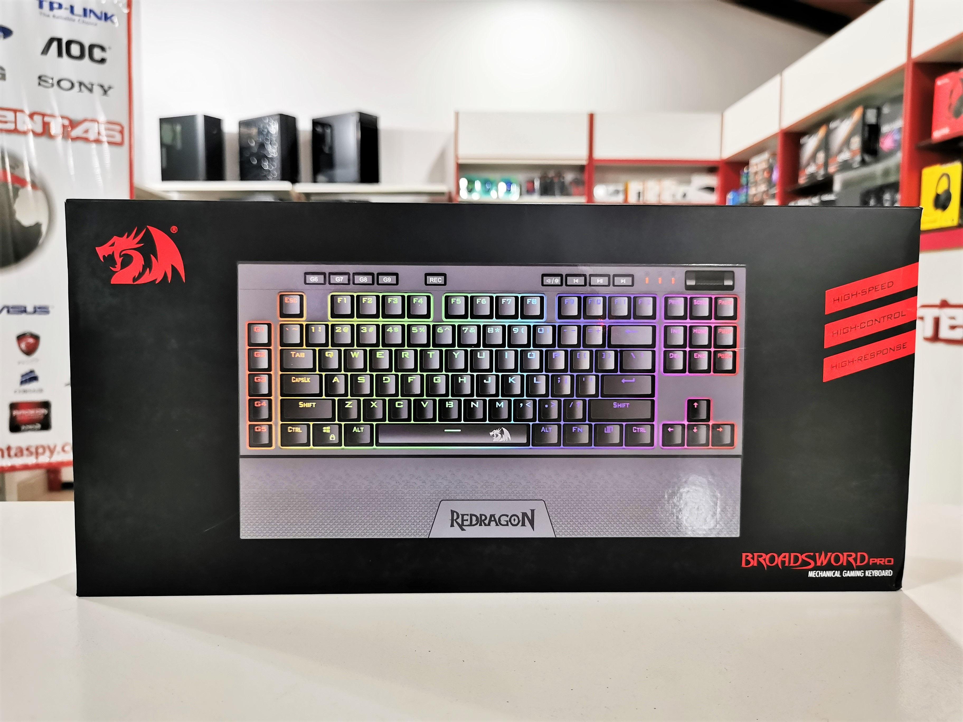 Teclado mecánico Redragon Broadsword Pro
