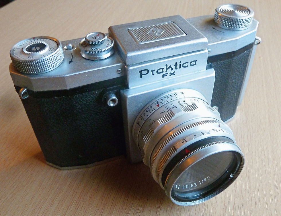 K.W. Praktica FX