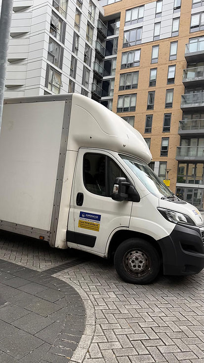 White Removals Van ready to provide Man and van services across South East London.