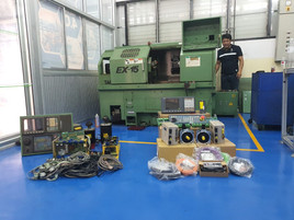 LINE_ALBUM_Retrofit MARA_230427_38.jpg