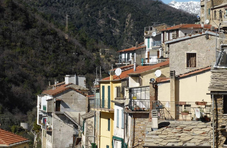 Agaggio - Il paese doppio