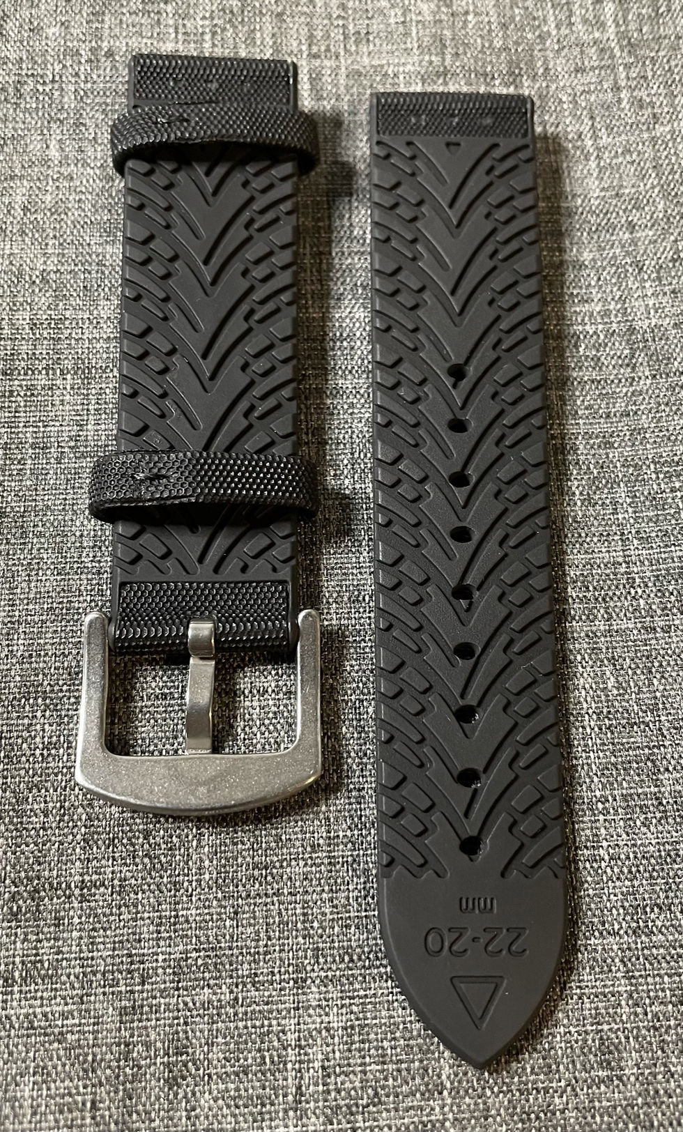 Thumbnail: Sailcloth FKM Rubber Sports Watch Strap / All Black