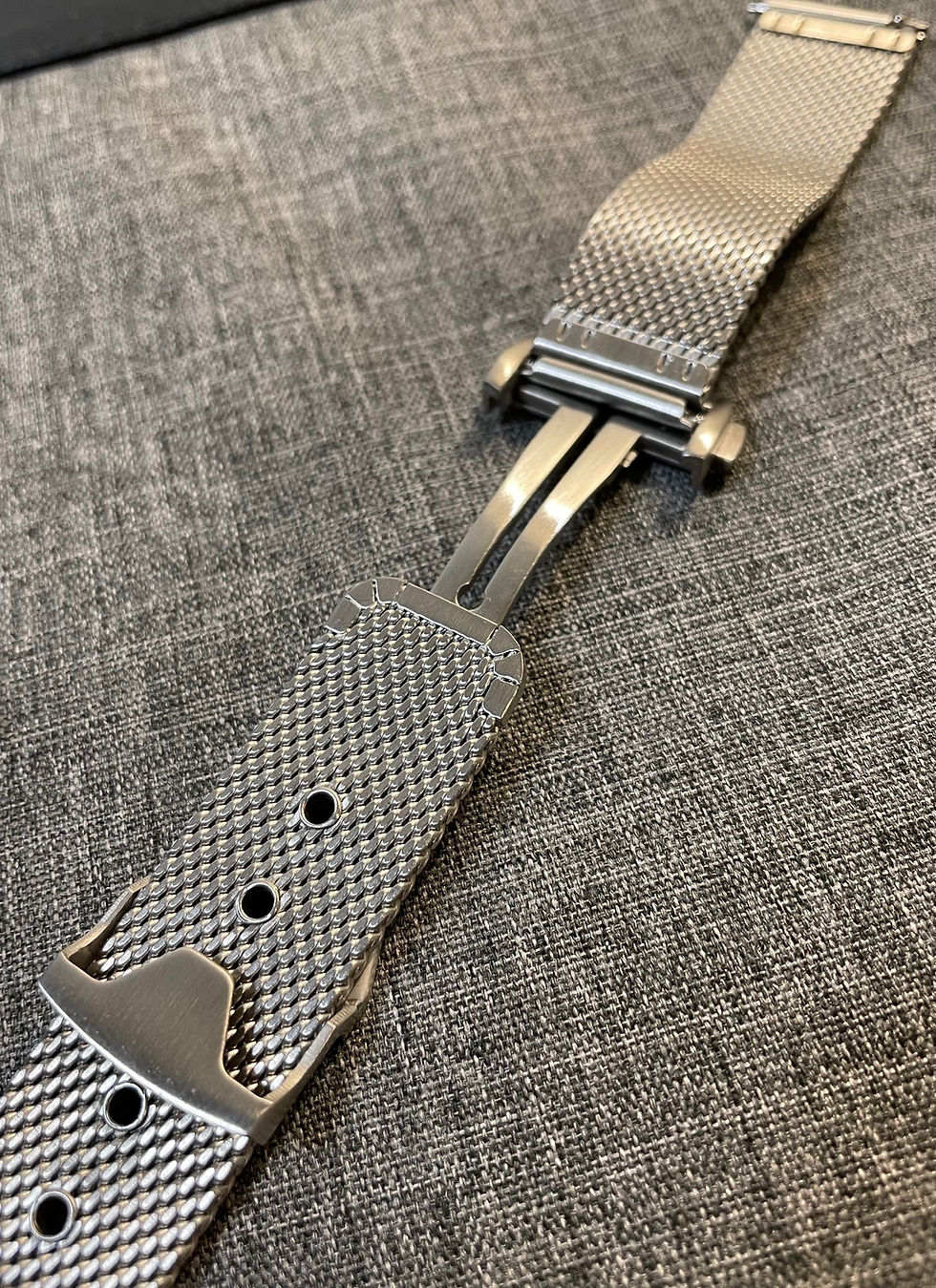 Thumbnail: Premium 316L Stainless Milanese Sports Watch Bracelet / Deployment Buckle / 20mm