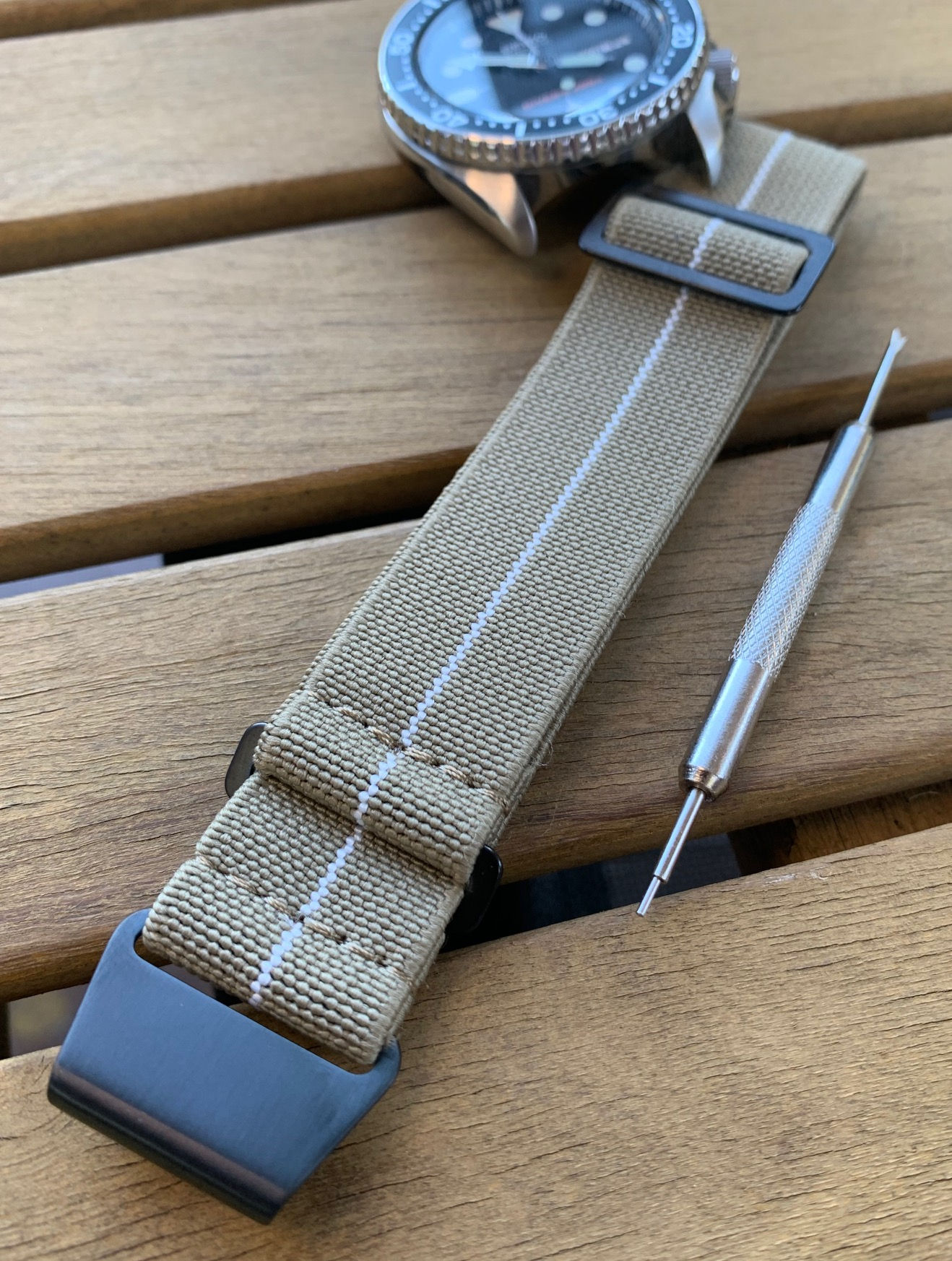 Marine Nationale (MN) Nylon Strap - Khaki / White Stripe