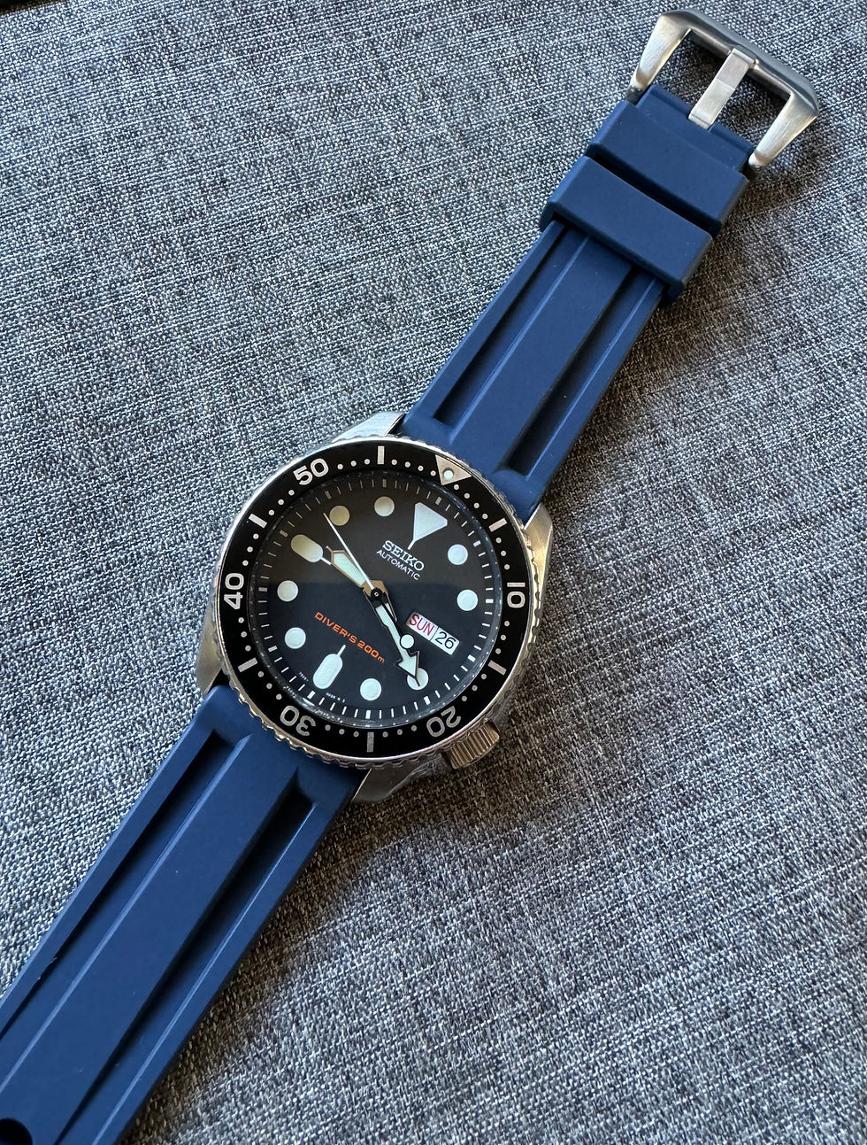 Thumbnail: Premium FKM Rubber Sports Watch Strap Matte Navy Blue Hinge Design