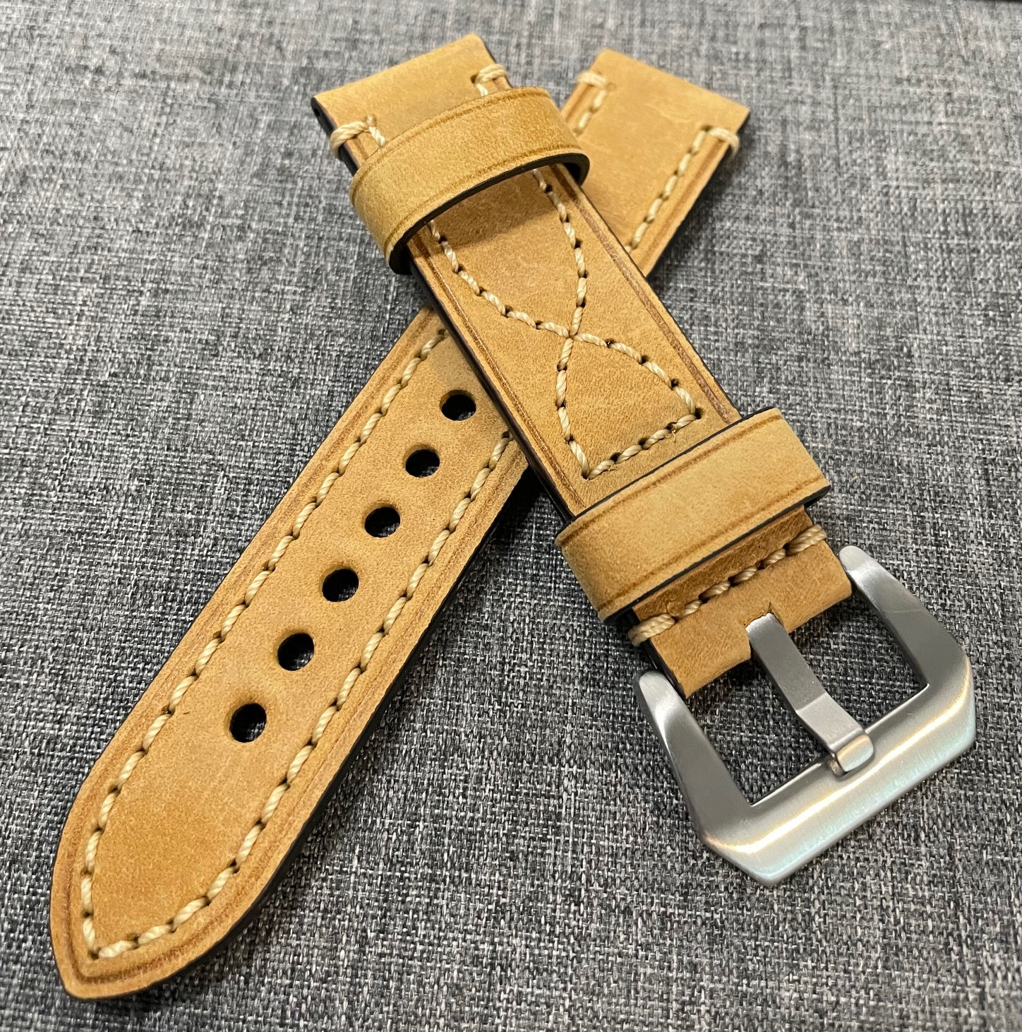 Oiled Italian Leather – Infinity stitched leather watch strap - Khaki Yellow