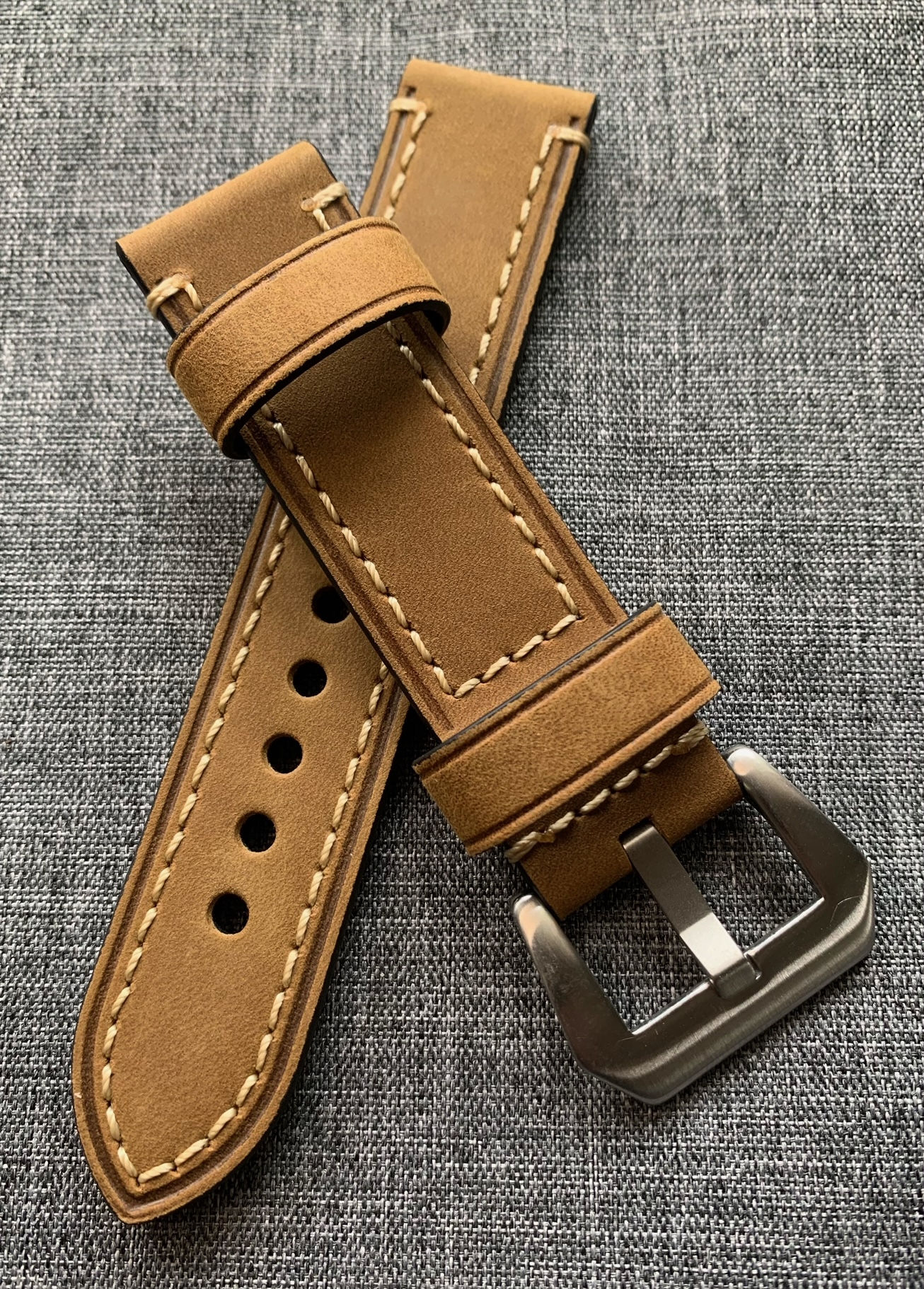 Oiled Italian Leather – Premium stitched leather watch strap - Camel