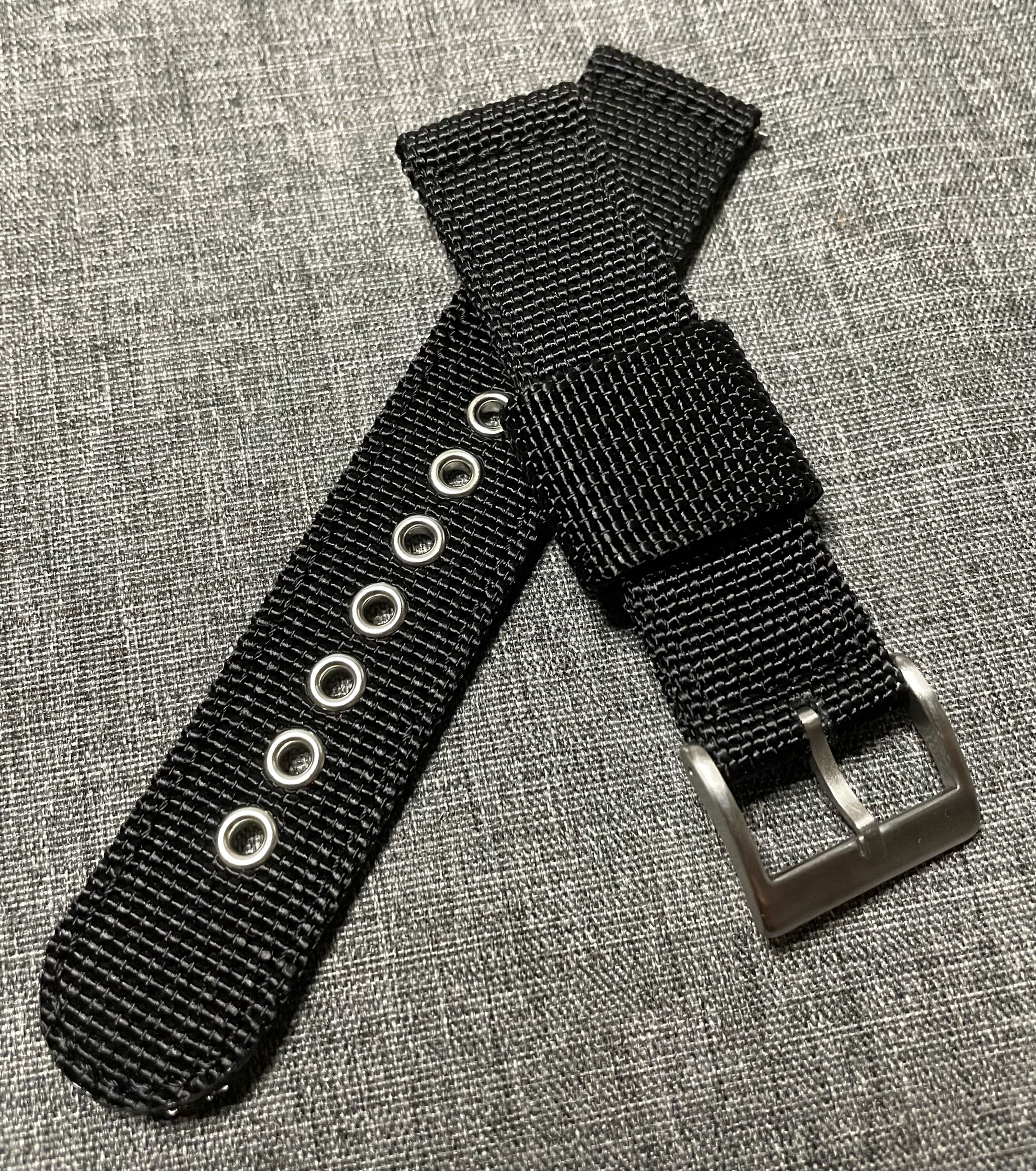 Nylon stitched watch strap 2 piece / Black / Steel Eyelets / Quick release
