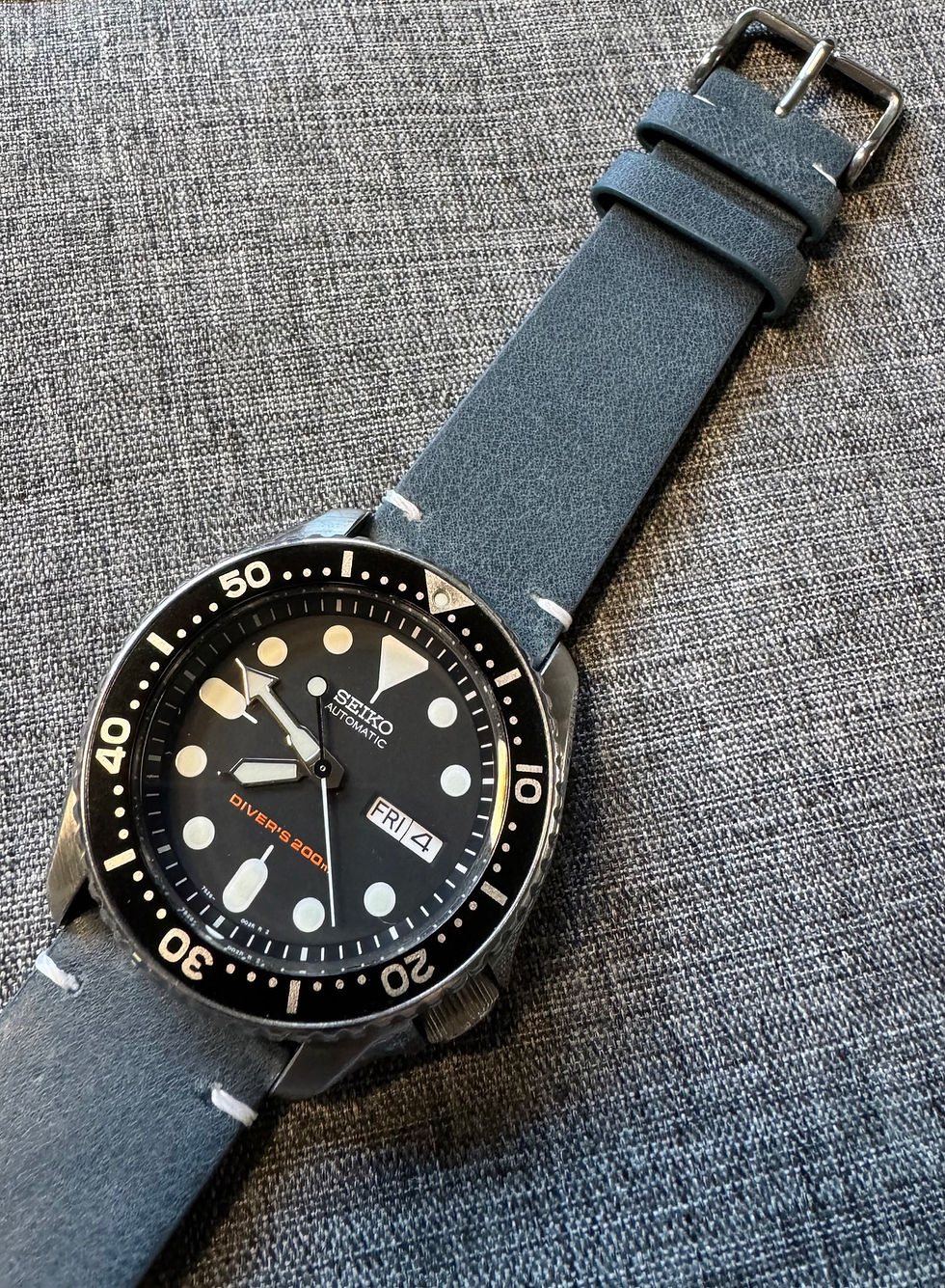 Thumbnail: Full Grain Vegetable Tanned Italian Leather strap - V Stitch - Grey Blue 20/22