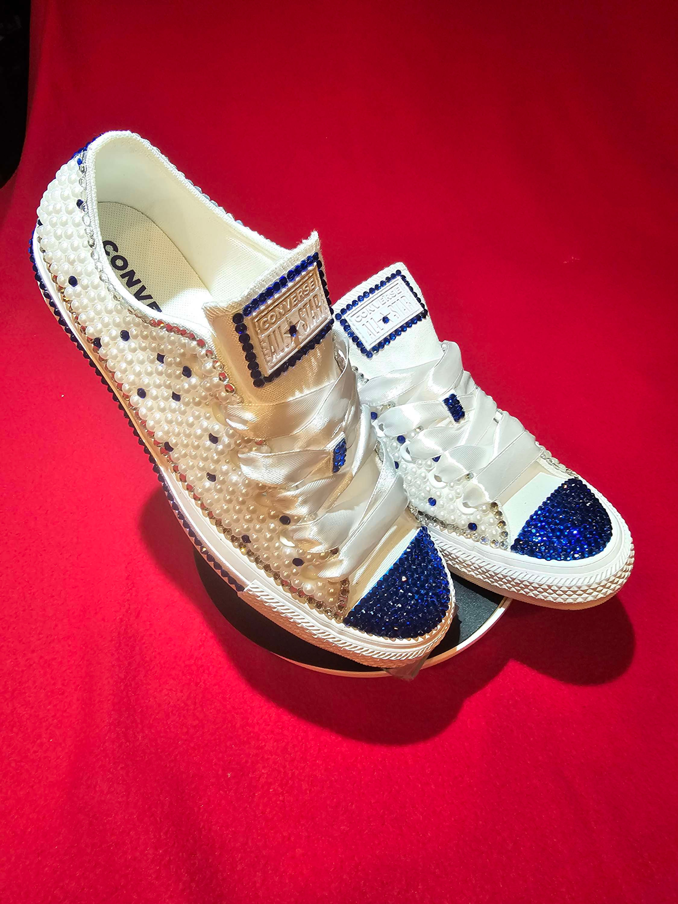 Midnight BLUE and Pearls