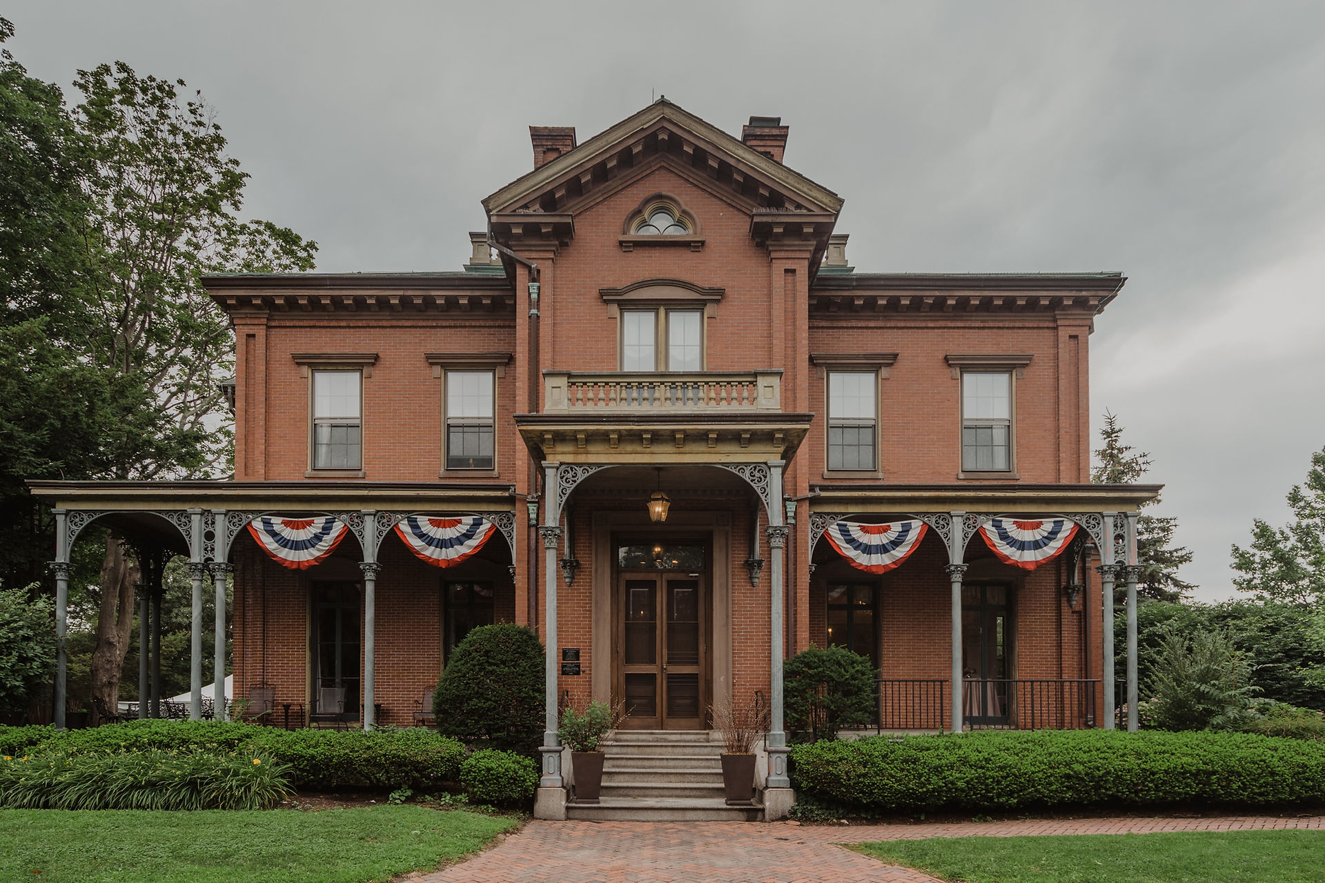 Commander's Mansion Wedding Photographer