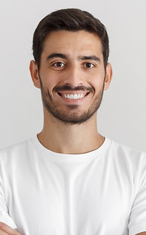 Portrait des lächelnden Mannes