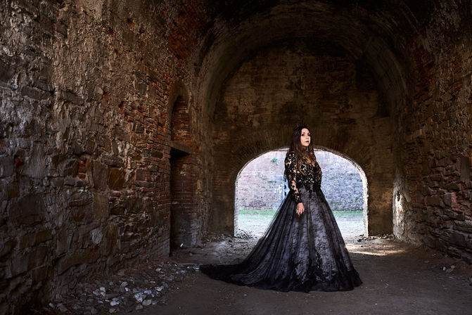 cosplay da Vampiro in un tunnel