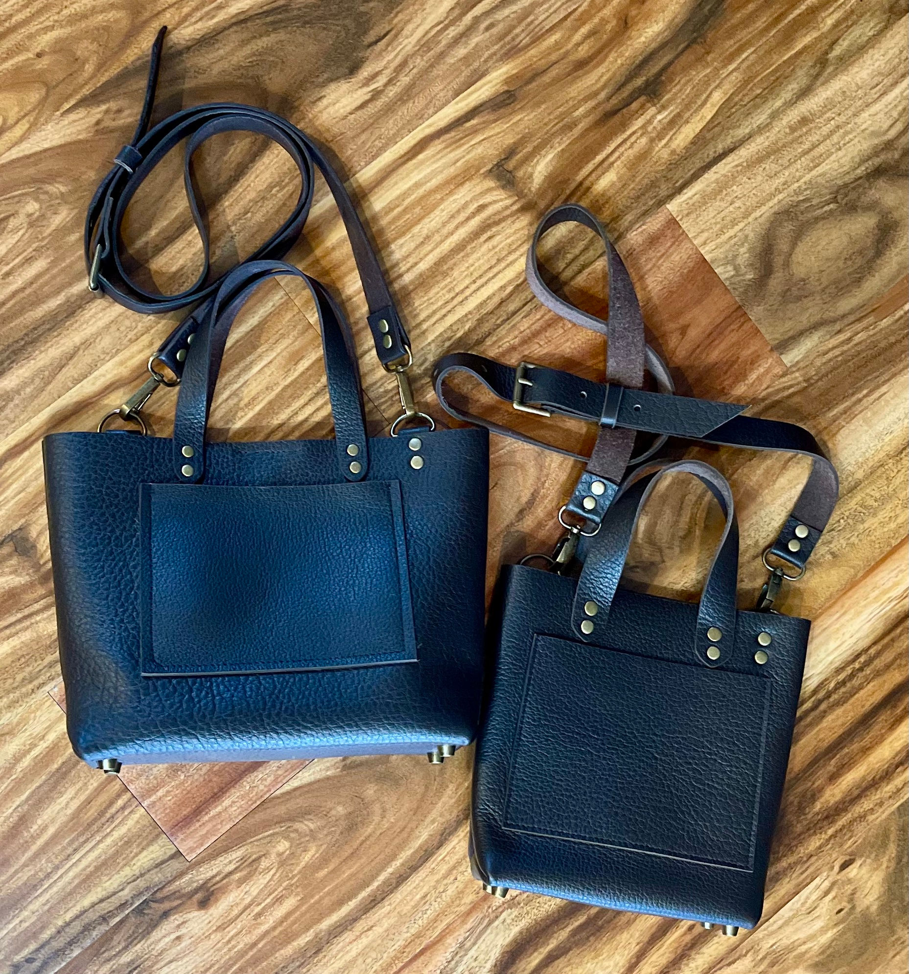 Cyra Crossbody - Medium