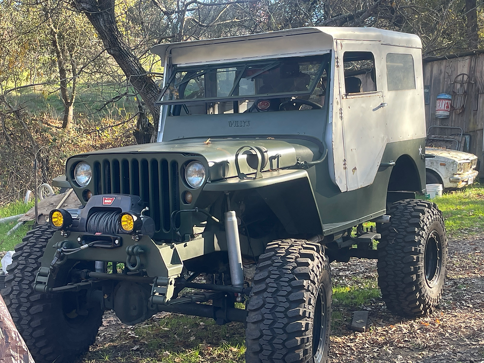 Willys Jeep with new top