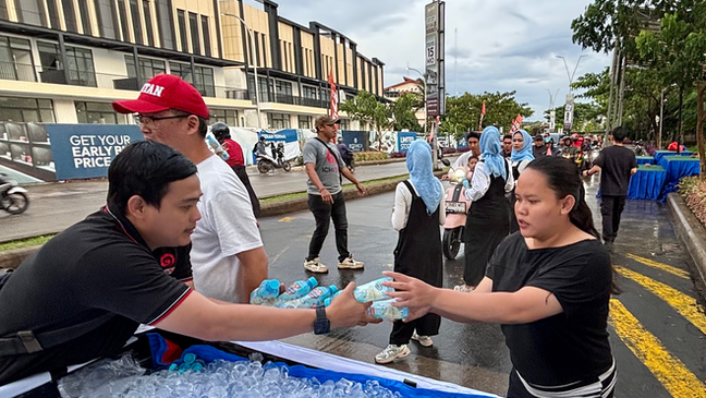 IchiTan Berbagi Kesegaran & Kebahagiaan, Bagikan 6.000 IchiTan Thai Coco Water Gratis 