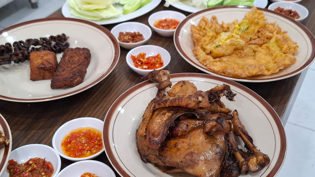 Ayam Goreng Kleco Cabang Jakarta Resmi Buka, Suguhkan Olahan Ayam Kampung yang Spesial