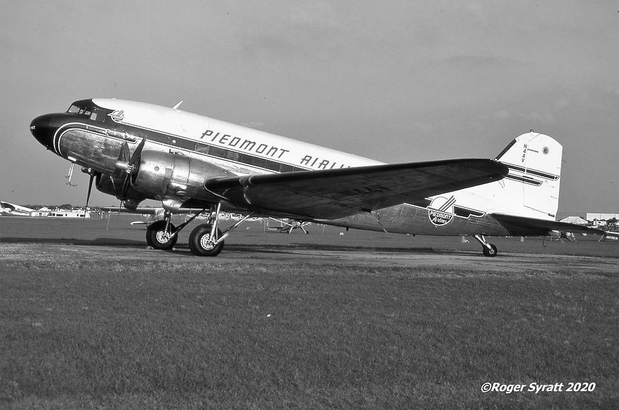 Piedmont Airlines DC-3 (Photo by Roger Syratt).jpeg