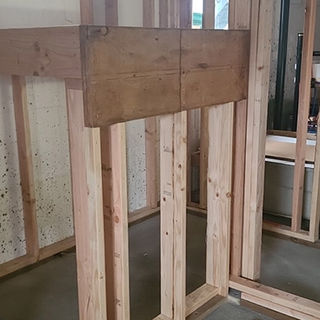 Landing with Engineered Stair Header