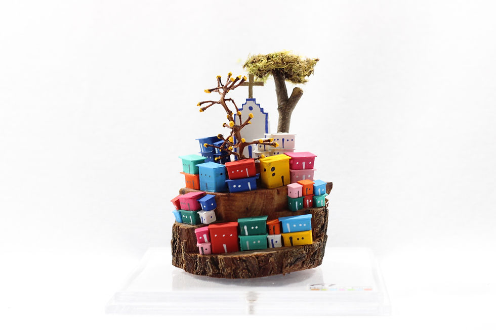 Miniatura: ESC506 | Escultura artesanal sustentável em madeira