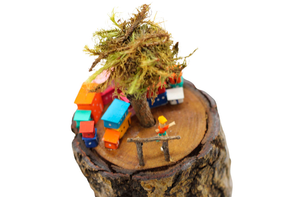 Miniatura: ESC448 | Escultura artesanal sustentável em madeira