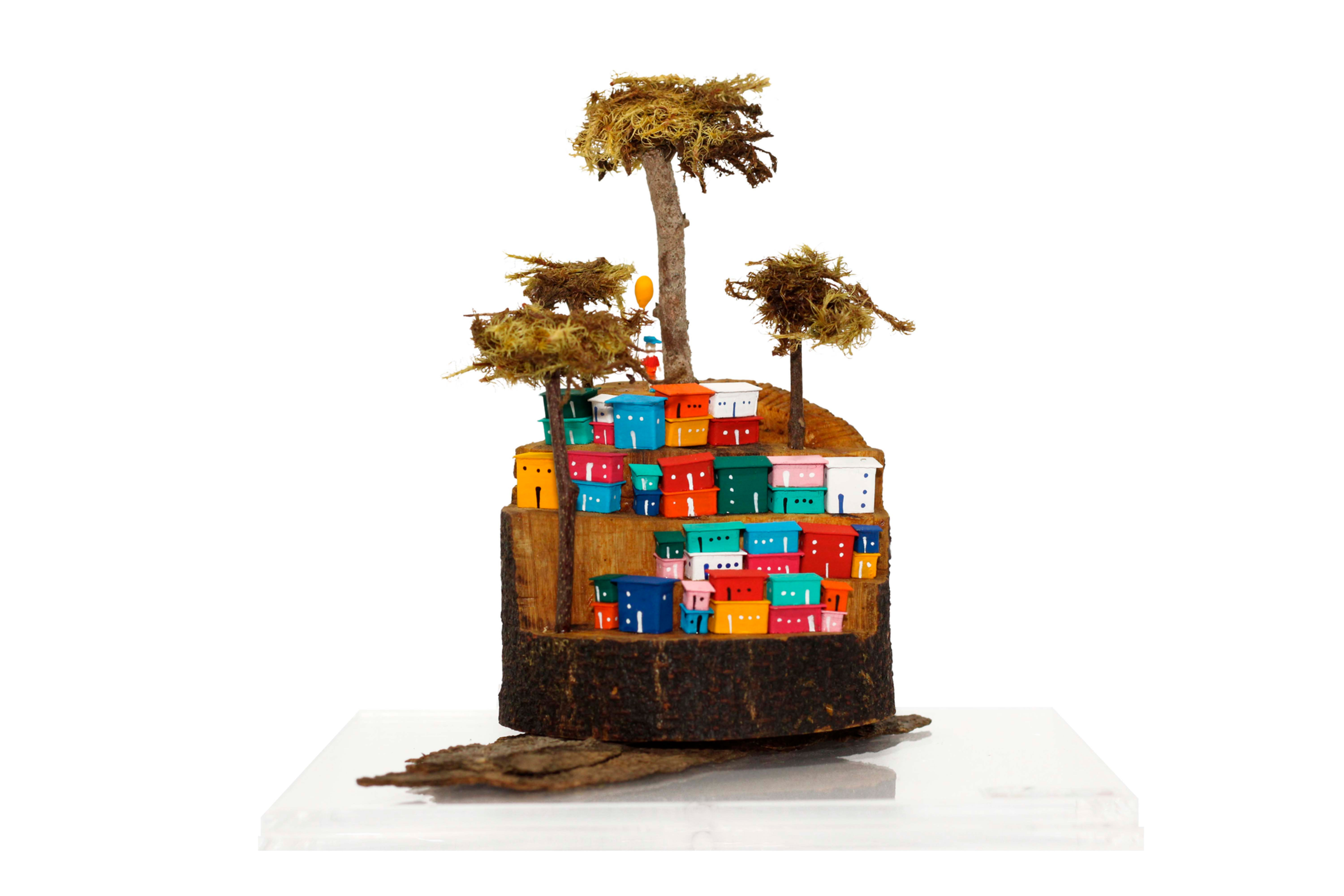 ESC402 | Escultura artesanal sustentável em madeira