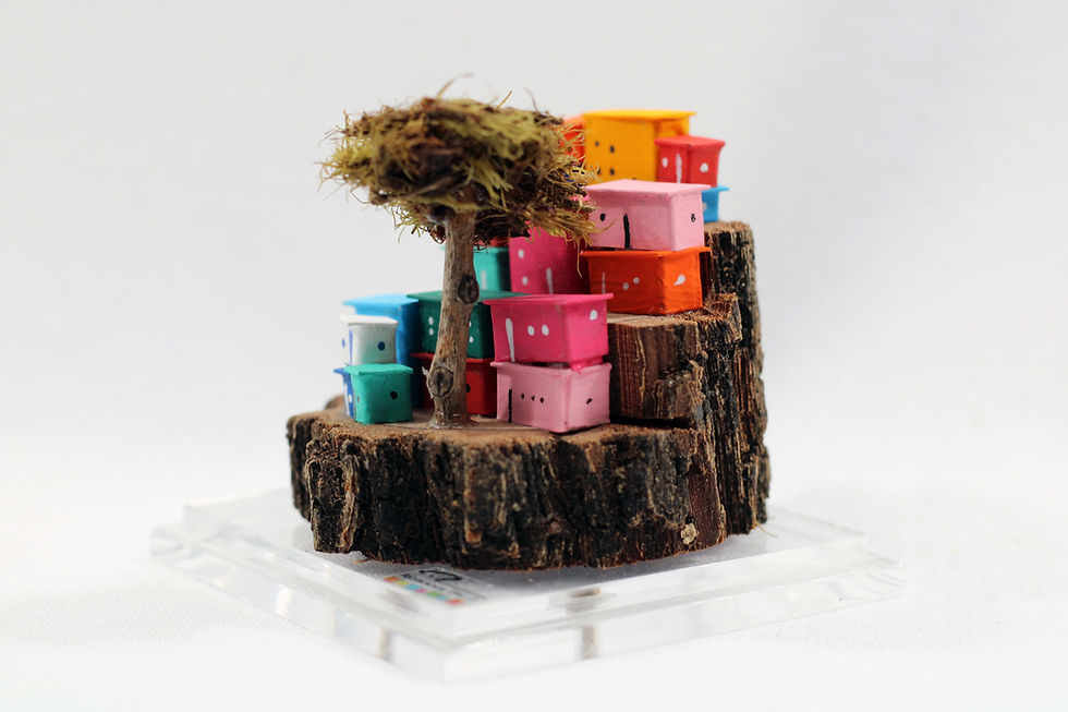 Miniatura: ESC529A | Escultura artesanal sustentável em madeira