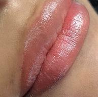 Nahaufnahme der Lippen einer Frau; permanente make up Hamburg.