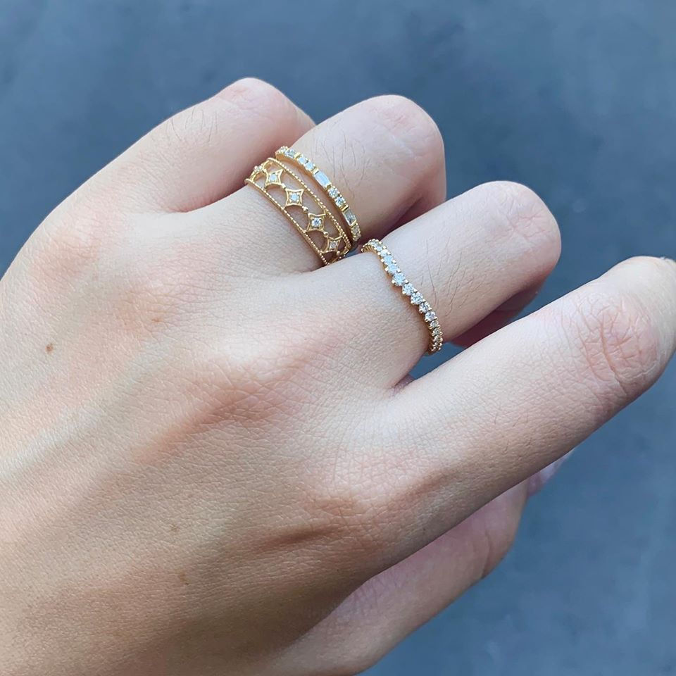 縮圖：18K 方鑽圓鑽戒指